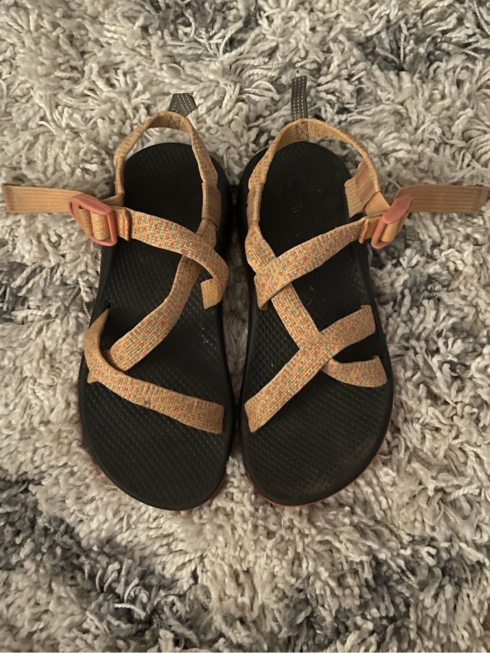 Chaco Strappy Outdoor Sport Sandals 🧡